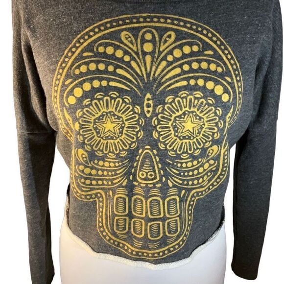 Roll Hem Skull Cropped Sweatshirt. Small. Heathered Grey and Yellow skulltober - Picture 1 of 13